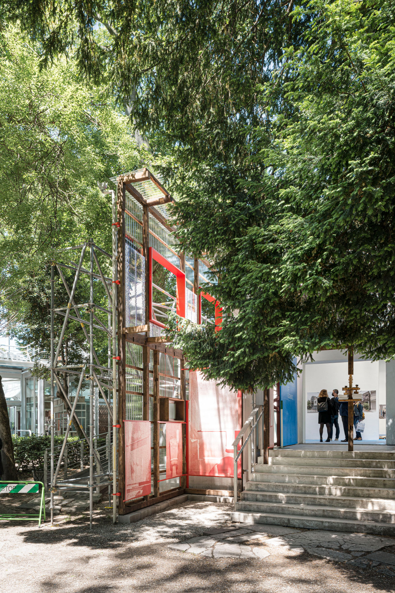 Installation Design : SUNAKI Inc.<br/>Photo : Alberto Dtrada